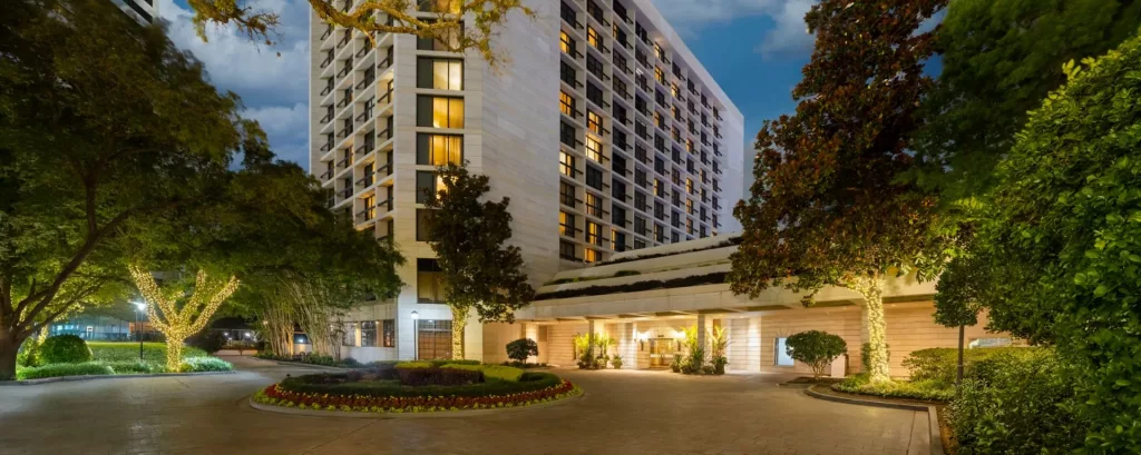 The elegant residential-style facade of the Houston Grand Hotel near River Oaks District